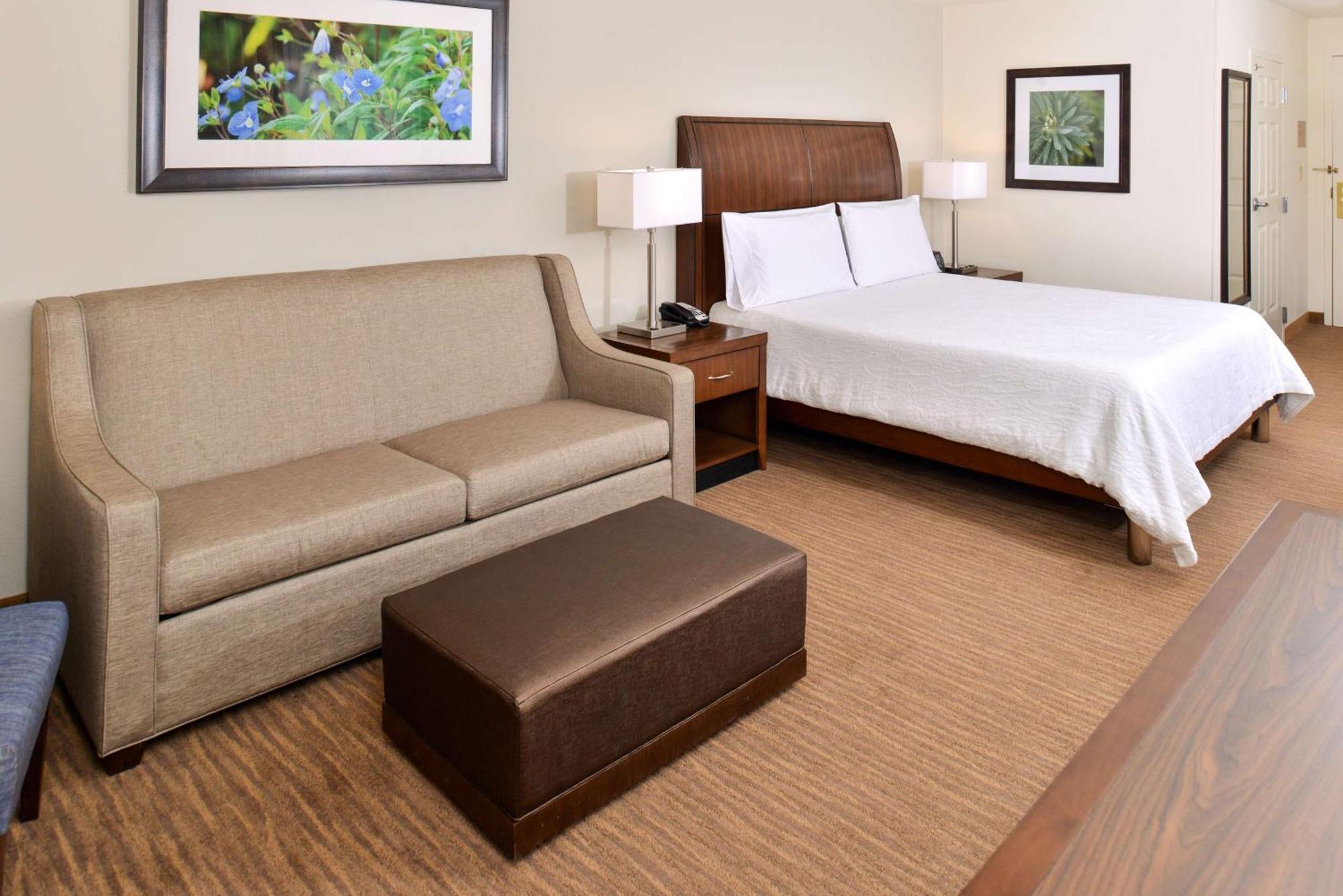 Hilton Garden Inn Addison Exterior foto