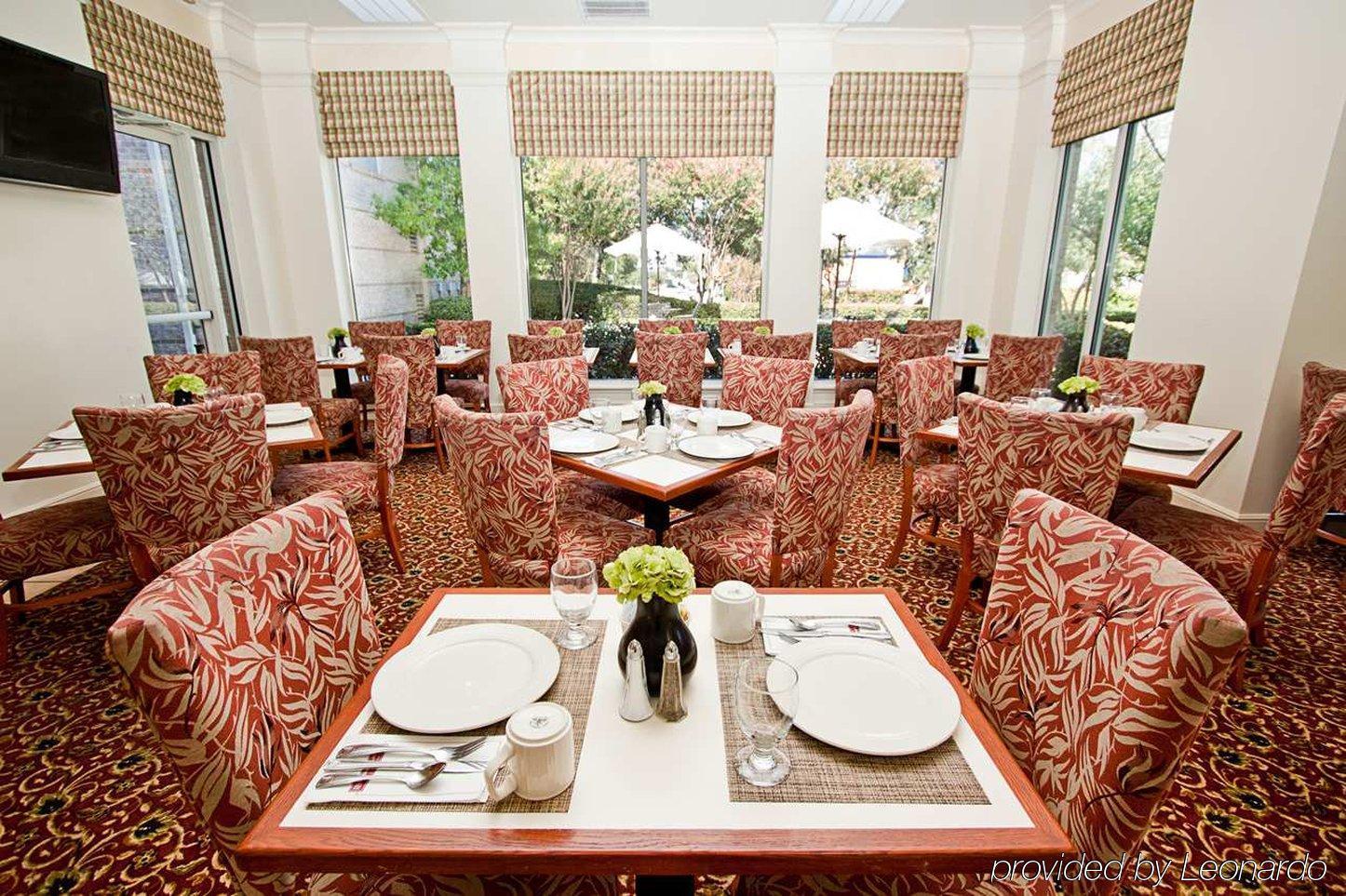 Hilton Garden Inn Addison Restaurante foto